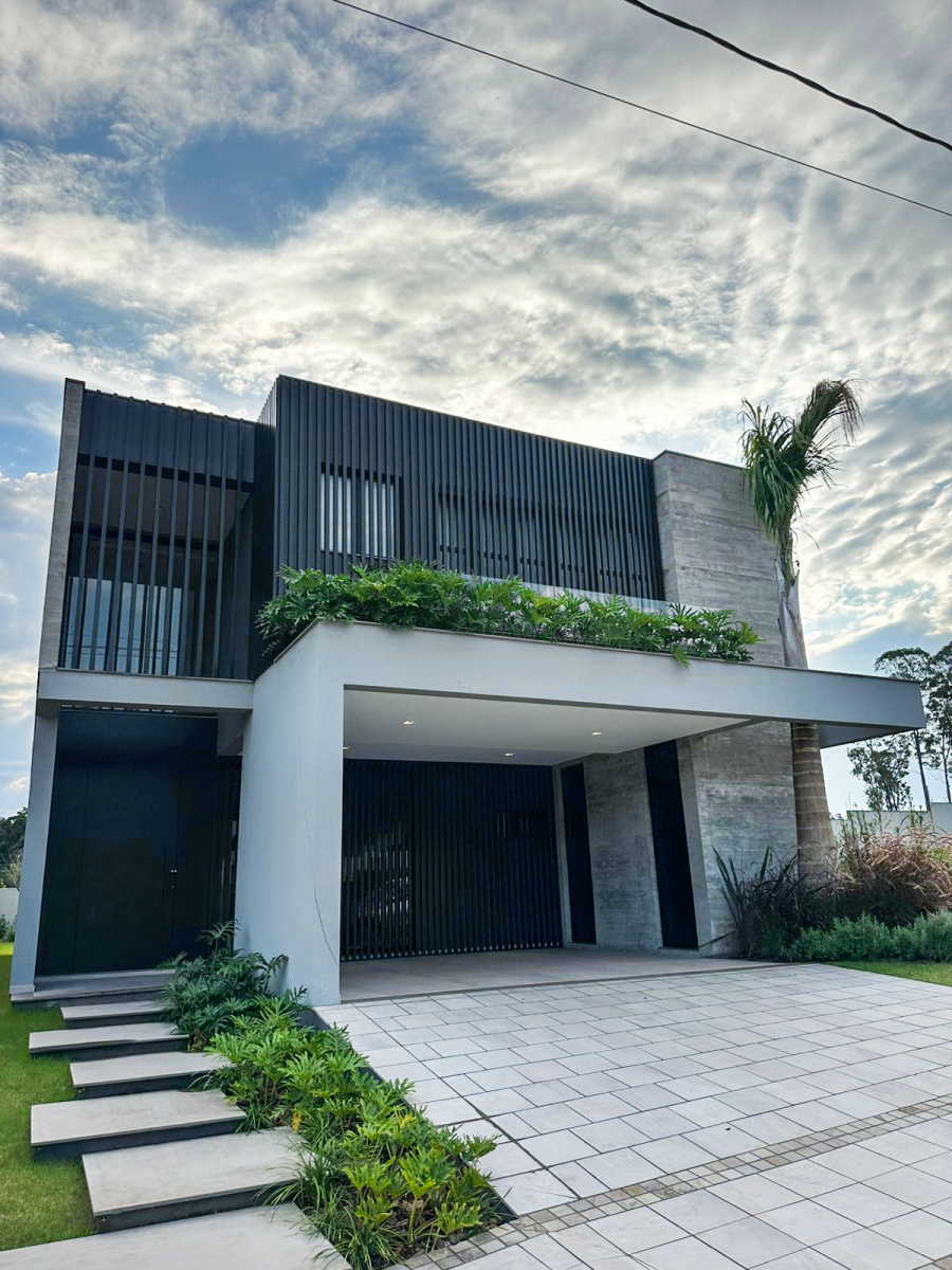 Casa Sete7 – 3 Suítes e Área Gourmet no Altos da Reserva