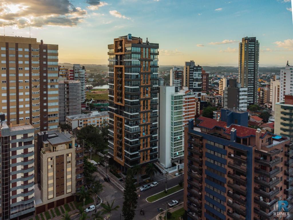 Apartamento 86m² Torres – 15º Andar Mobiliado com Vista para o Mar