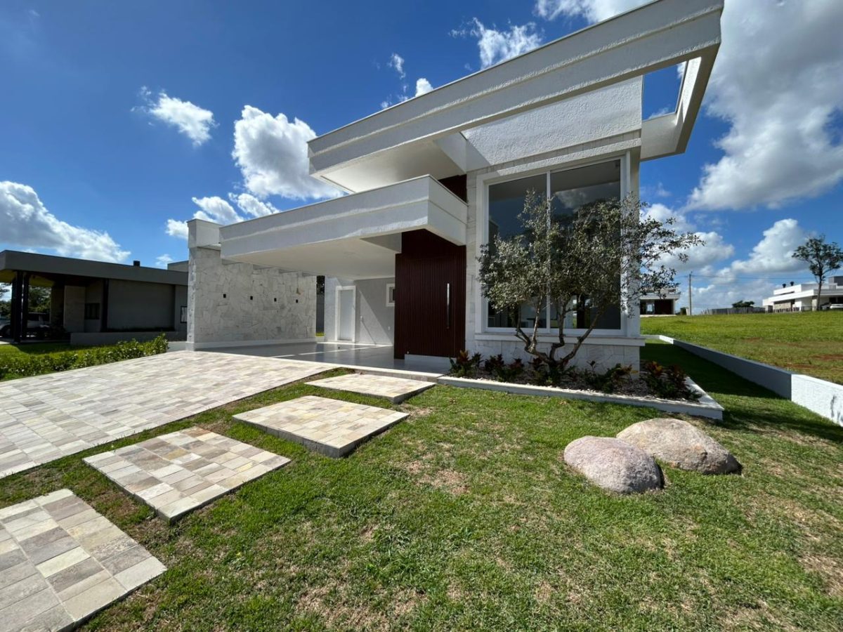 Casa Tulipas – Semi mobiliada no Condomínio Blumen Park Premium